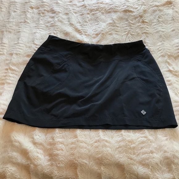 😀 $30/3 Columbia skort - Picture 2 of 3
